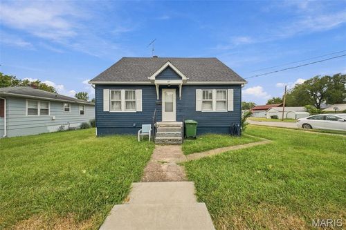 109 N Oak St, Rolla, MO, 65401-3226 | Card Image