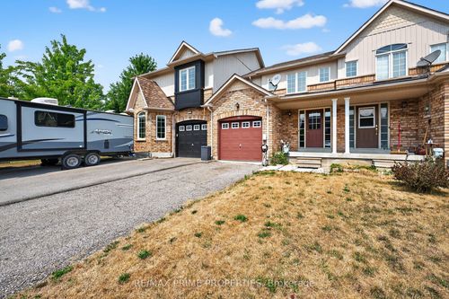 63 Lilly Mckeowan Cres, Mount Albert, ON, L0G1M0 | Card Image