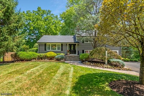 374 S Maple Ave, Basking Ridge, NJ, 07920-1325 | Card Image