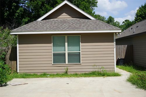 11552 Persimmon St, Willis, TX, 77318-7291 | Card Image