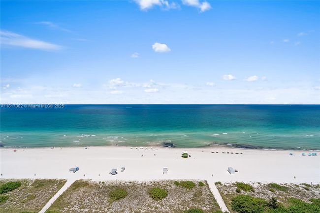 APT-1602 - 5775 Collins Ave, Condo with 2 bedrooms, 3 bathrooms and null parking in Miami Beach FL | Image 35