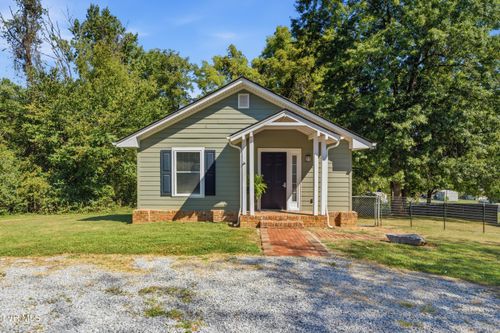 179 Lynn Ln, Johnson City, TN, 37604-4235 | Card Image
