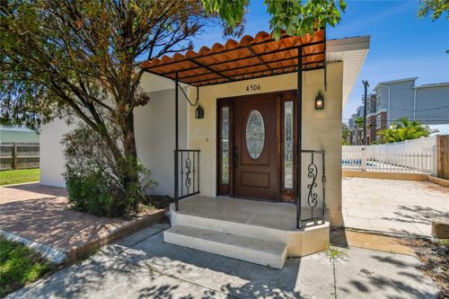4506 S Cortez Ave, TAMPA, FL, 33611-2110 | Card Image