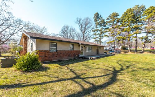 1325 W Crest Dr, Houston, MO, 65483-2035 | Card Image