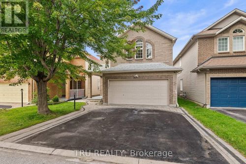 27 Upminster Way, Ottawa, ON, K2J5H1 | Card Image