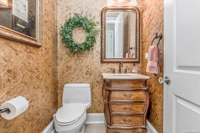254 Bread And Cheese Hollow Rd, House other with 5 bedrooms, 5 bathrooms and null parking in Northport NY | Image 14