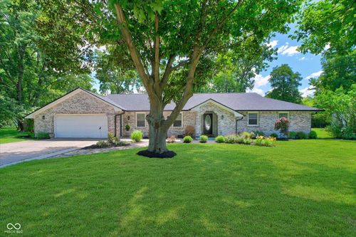 1492 Woodscliff Dr, Anderson, IN, 46012-9725 | Card Image