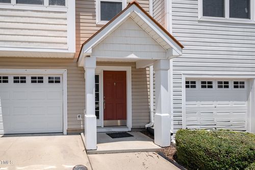 1527 Haywards Heath Ln, Apex, NC, 27502-3620 | Card Image