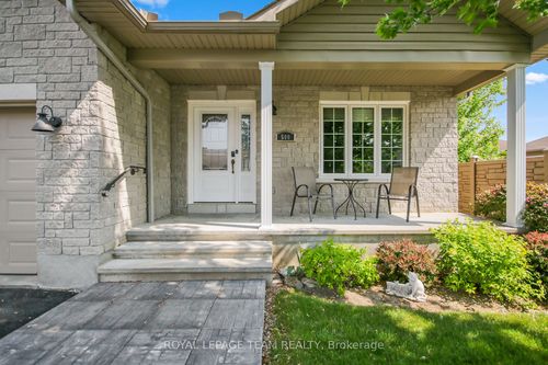500 Kilburn St, Almonte, ON, K0A1A0 | Card Image