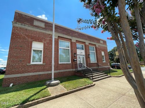128 W Harden St, GRAHAM, NC, 27253-2826 | Card Image