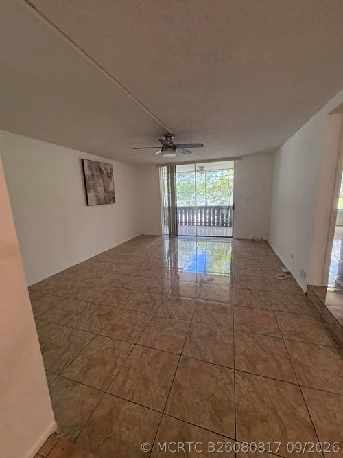 2g-3710 Inverrary Dr, LAUDERHILL, FL, 33319-5142 | Card Image