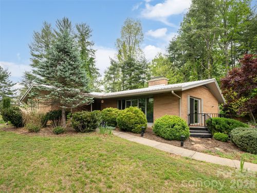 29 Longue Vue Ln, Canton, NC, 28716-6152 | Card Image