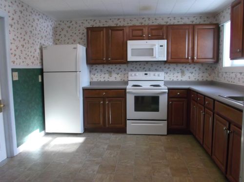 apt-1-37-1 Upper Welden St, Saint Albans, VT, 05478-1987 | Card Image