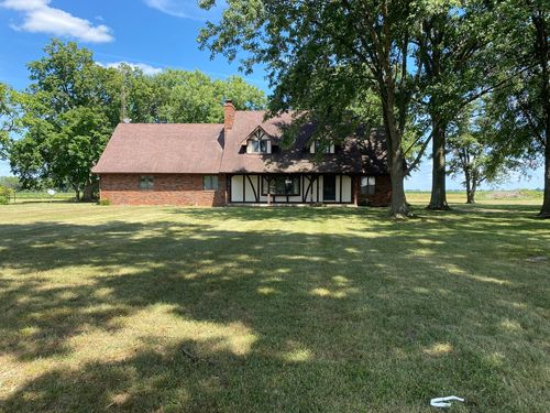 1924 Zion Hill Rd, Centralia, IL, 62801-8426 | Card Image