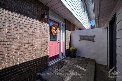 68 Ramsgate Pvt, Condo with 4 bedrooms, 3 bathrooms and 2 parking in Ottawa ON | Image 2