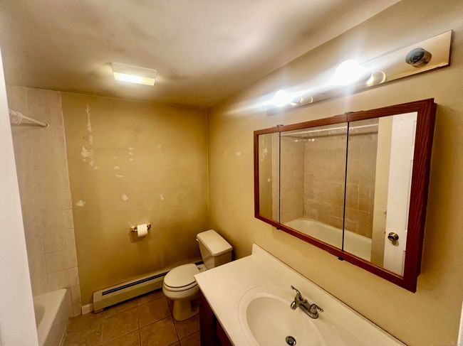 APT-14 - 70 Brown Ave, Condo with 2 bedrooms, 2 bathrooms and null parking in Griswold CT | Image 17