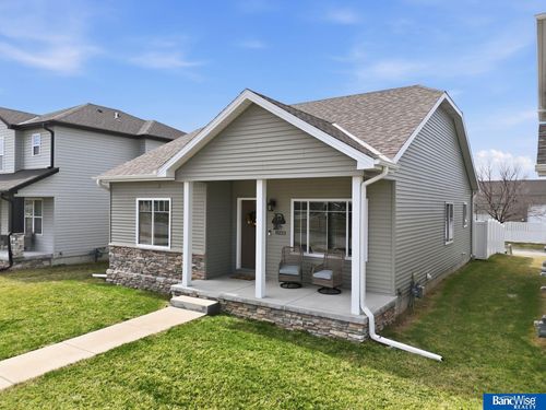 8223 Ryley Ln, Lincoln, NE, 68512-4884 | Card Image