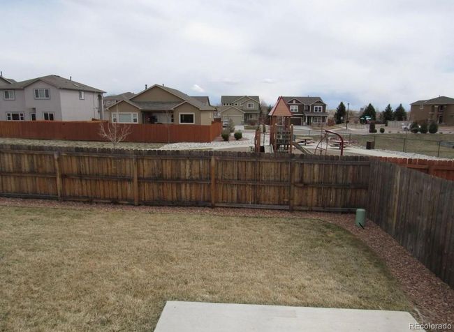 4423 Canteen Trl, House other with 3 bedrooms, 3 bathrooms and 3 parking in Colorado Springs CO | Image 14