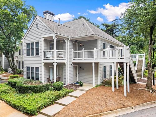 111 Abingdon Way, Sandy Springs, GA, 30328-1628 | Card Image