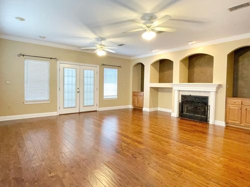 1611 Ibiza Cv, Niceville, FL, 32578-7131 | Card Image