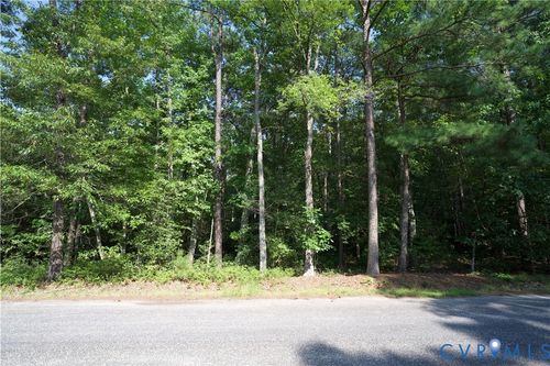 5901 Richland Road, Chesterfield, VA, 23832 | Card Image