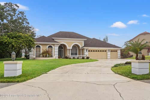 4412 Lake In The Woods Drive, SPRING HILL, FL, 34607 | Card Image