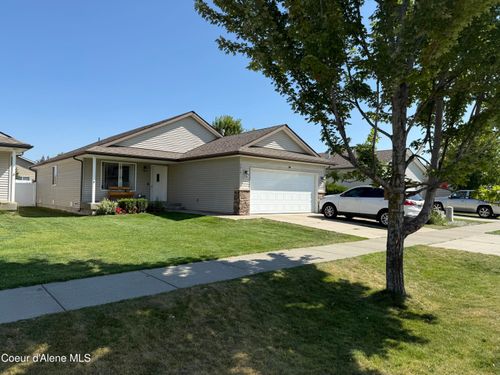 7414 N Calamonte Ln, Coeur D Alene, ID, 83815-8549 | Card Image