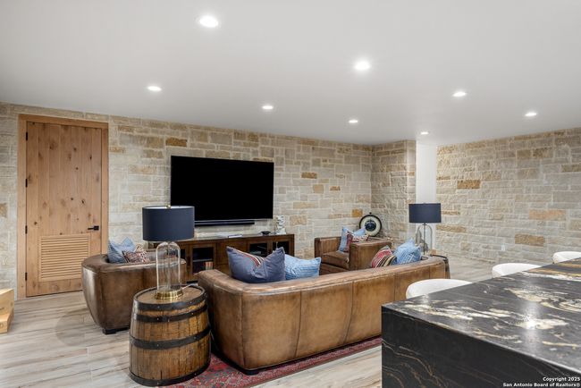 3288 Highway 39, Home with 14 bedrooms, 16 bathrooms and null parking in Hunt TX | Image 36