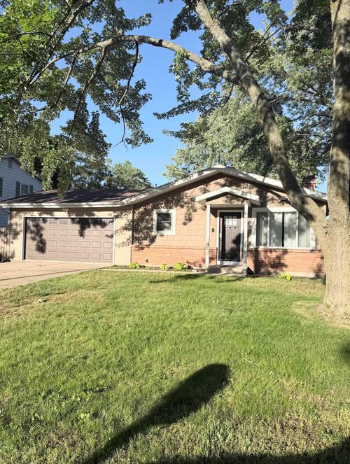 302 W Grand Avenue, Mt Pleasant, MI, 48858 | Card Image