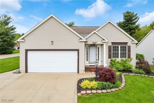 9729 Emerald Brook Cir Nw, Canal Fulton, OH, 44614-8124 | Card Image