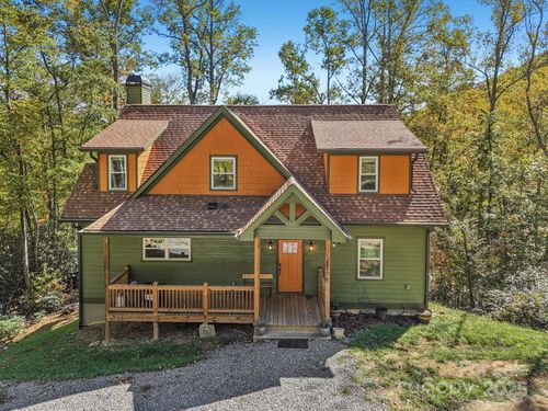 1367 Old Mill Rd, Hendersonville, NC, 28792-3617 | Card Image