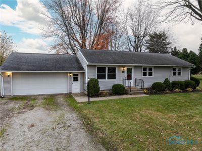 1821 Robert Avenue, House other with 3 bedrooms, 1 bathrooms and 2 parking in Fremont OH | Image 1