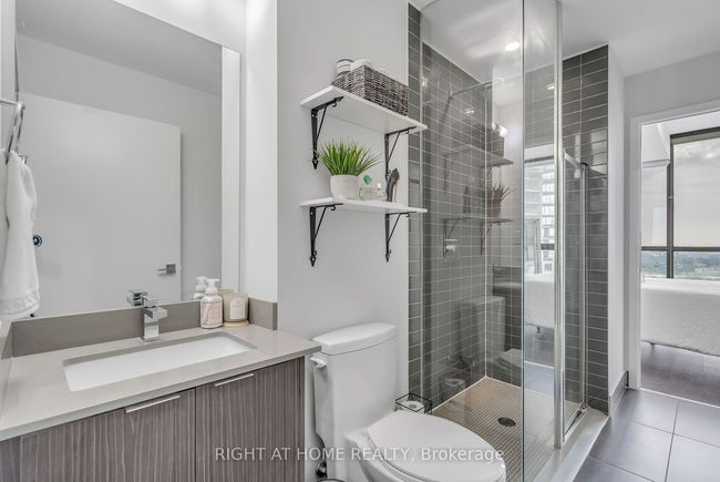 2303 - 2916 Highway 7, Condo with 2 bedrooms, 2 bathrooms and 1 parking in Vaughan ON | Image 21