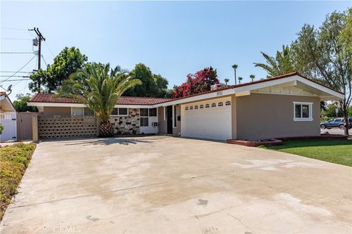 1051 N Lido St, Anaheim, CA, 92801-3655 | Card Image