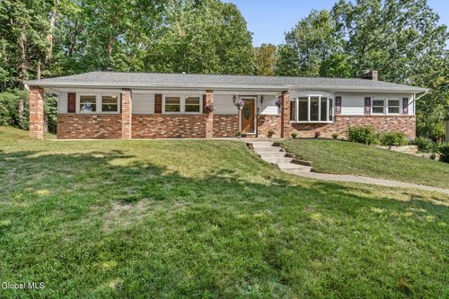 26 Appletree Lane, Clifton Park, NY, 12065 | Card Image