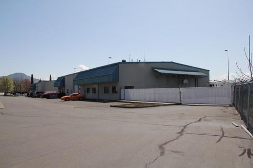 920-920 Chevy Way, Medford, OR, 97504 | Card Image