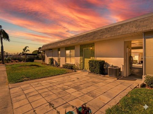 7787-7787 39th Ter N, SAINT PETERSBURG, FL, 33709-4318 | Card Image