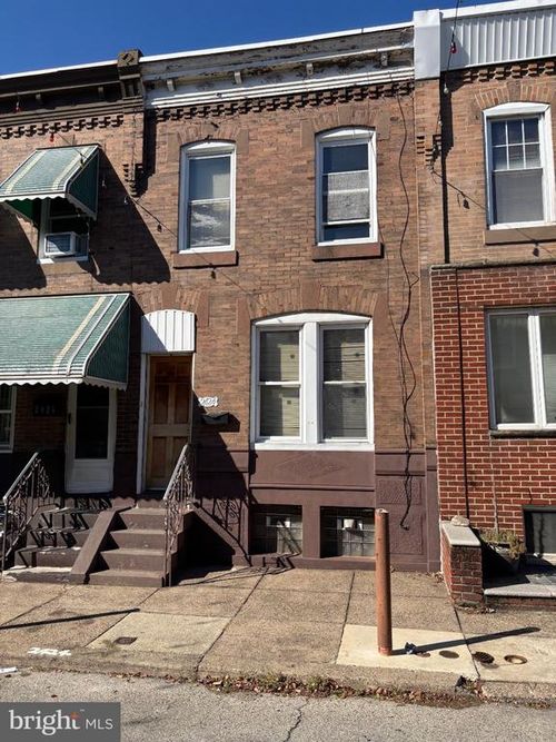 2424 S Hutchinson St, PHILADELPHIA, PA, 19148-3726 | Card Image