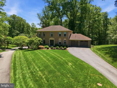 11661 Captain Rhett Ln, FAIRFAX STATION, VA, 22039-1236 | Card Image