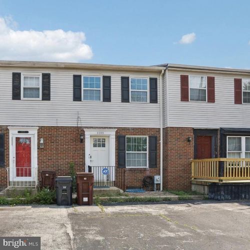 2203 Pyle St, WILMINGTON, DE, 19805-3334 | Card Image