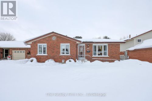 458 Manitoba Rd, Woodstock, ON, N4S8N8 | Card Image