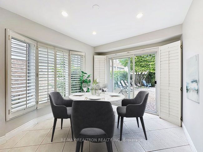 17 Colvin Cres, House other with 5 bedrooms, 4 bathrooms and 3 parking in Thornhill ON | Image 7