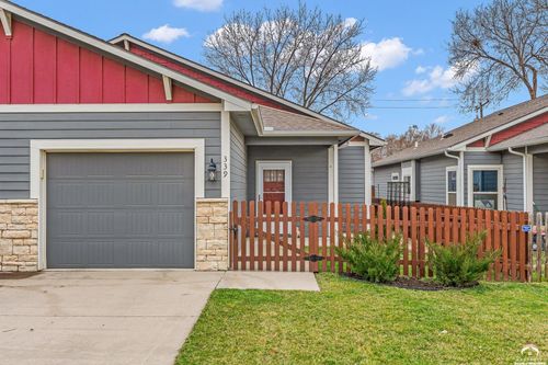 339 Florida St, Lawrence, KS, 66044-4651 | Card Image