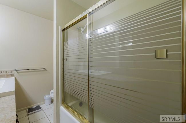 147 N 3900 E, House other with 6 bedrooms, 3 bathrooms and 2 parking in Rigby ID | Image 24