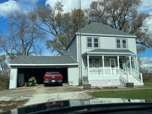 1534 E 1600 North Rd, Roberts, IL, 60962-8062 | Card Image