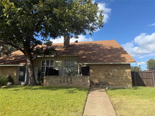 13329 Southview Ln, Dallas, TX, 75240-5810 | Card Image