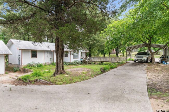 13386 Fm 858, House other with 3 bedrooms, 2 bathrooms and null parking in Ben Wheeler TX | Image 9