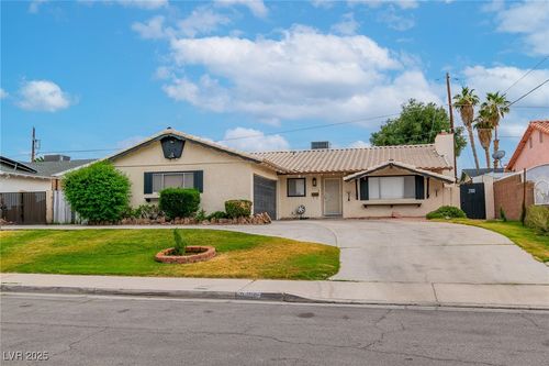 3499 Middlebury Ave, Las Vegas, NV, 89121-3540 | Card Image