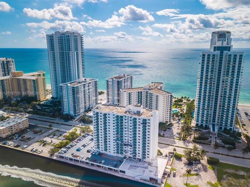 703-3001 S Ocean Dr, Hollywood, FL, 33019-2868 | Card Image