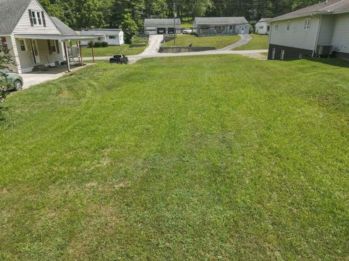 875 Walhonding Ave, Logan, OH, 43138-1865 | Card Image